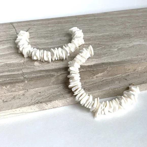 NEW~ Anthropologie Casa Clara "Naya" White Puka Shell Hoop Earrings - Picture 2 of 7